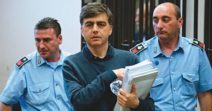 Bomba a Ranucci: Lavitola è il presunto mandante, ma sul movente è mistero