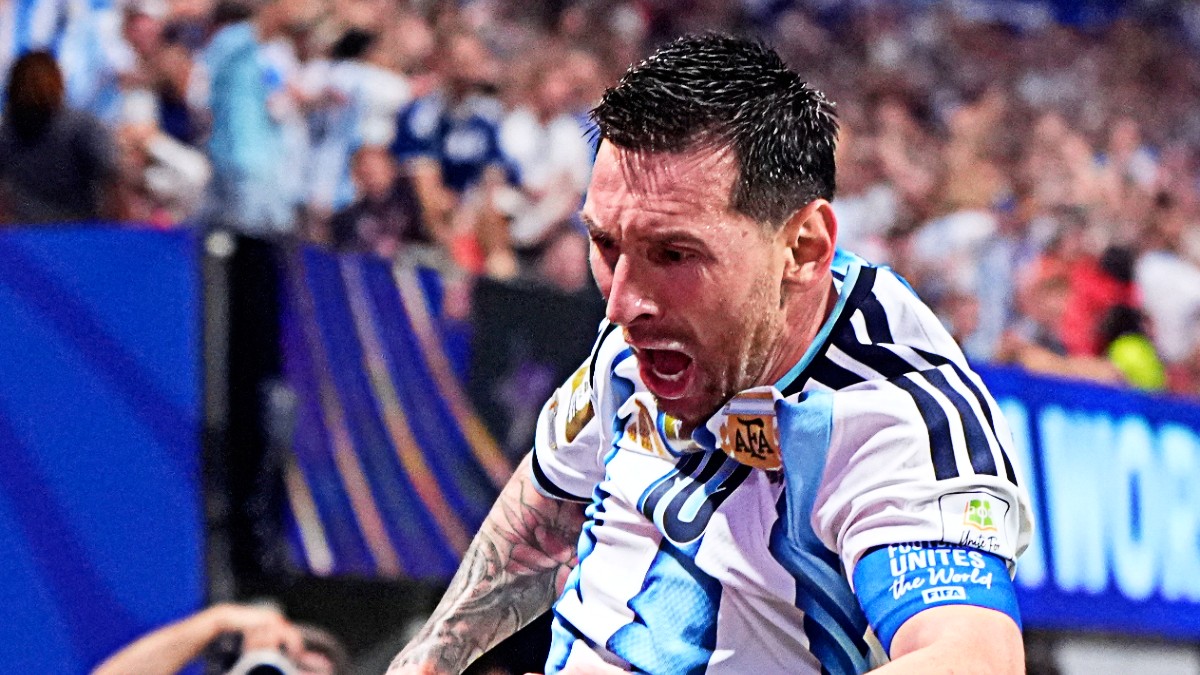 un finale folle premia l8217argentina l8217egitto sfiora l8217impresa poi messi e compagni rimontano e volano ai quarti da Ilfattoquotidiano.it un finale folle premia l8217argentina l8217egitto sfiora l8217impresa poi messi e compagni rimontano e volano ai quarti