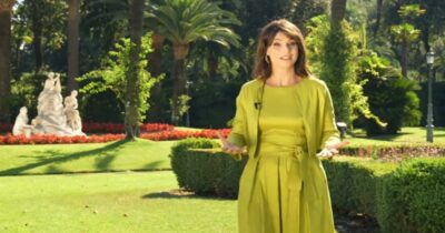 Copertina di Cammina di fronte alla telecamera e all’improvviso cade: Lorena Bianchetti e “il volo” durante le riprese di A Sua Immagine – VIDEO