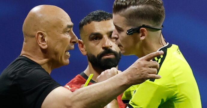 “Il Mondiale è truccato, tutto per marketing: vogliono che l’Argentina di Messi resti in corsa”: la furia dell’Egitto, reclamo ufficiale alla Fifa sull’arbitro
