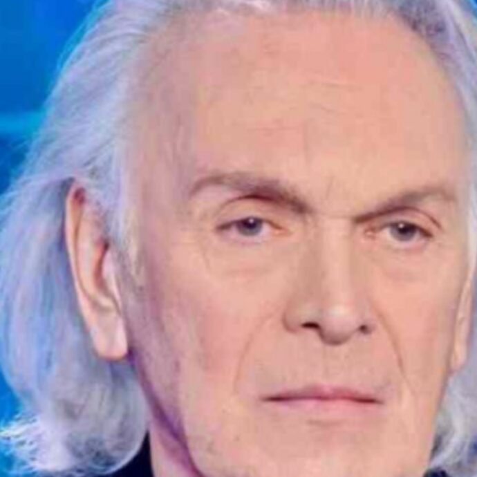 “Neanche gli auguri di buon compleanno e quando stavo male ancora peggio. Però in televisione parli sempre di me! Omino, ometto e quaquaraquà, vergognati”: Viola Valentino attacca Riccardo Fogli