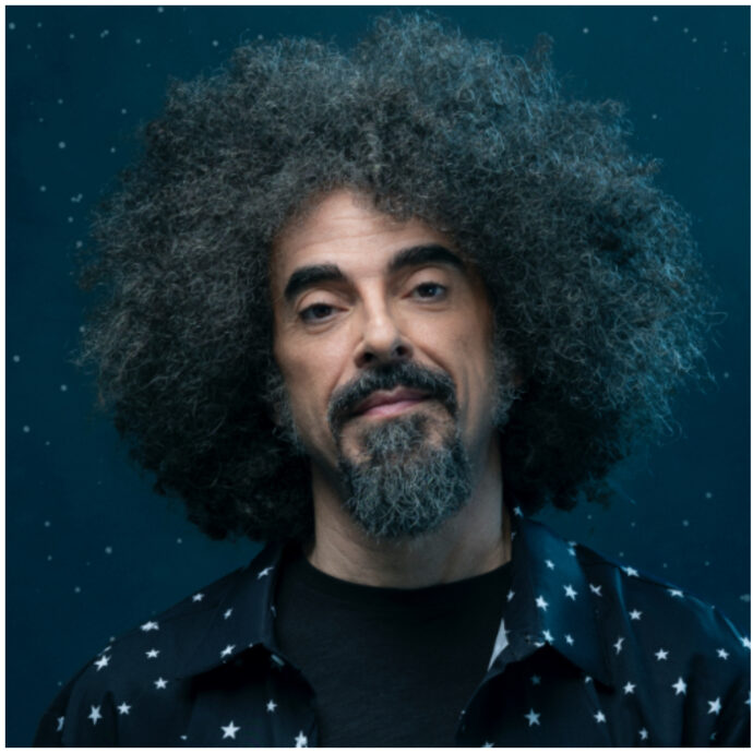 Targhe Tenco 2026: Caparezza vince per il miglior disco, Carmen Consoli è la migliore opera in dialetto e per la miglior canzone spicca Emma Tolde