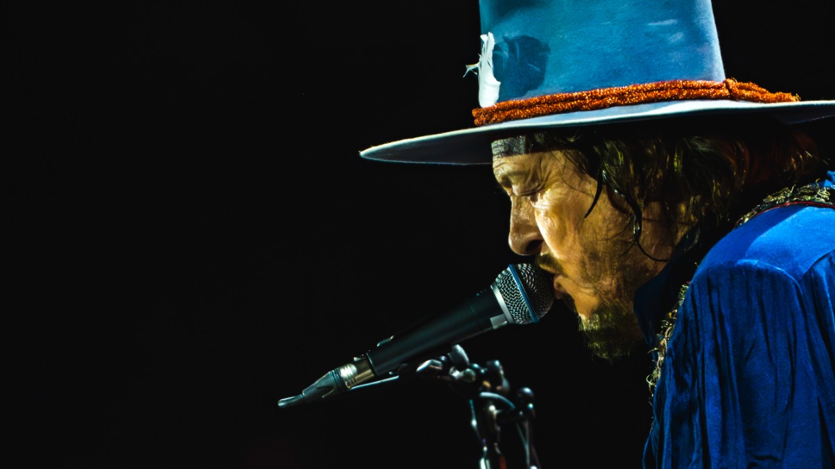 zucchero 232 l8217esempio concreto di cosa voglia dire fare un concerto l8217ho visto a pescara da Ilfattoquotidiano.it zucchero 232 l8217esempio concreto di cosa voglia dire fare un concerto l8217ho visto a pescara