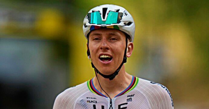 Tour de France, Pogacar va oltre il concetto di alieno: domina la prima tappa di montagna e si riprende la maglia gialla | La nuova classifica generale