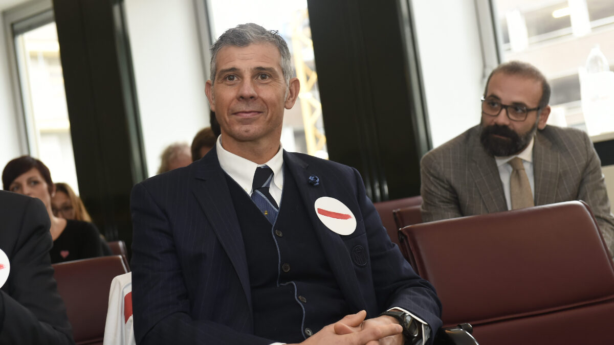 non ci ho pensato un secondo e sono partito a tutta velocit224 francesco toldo insegue il ladro e restituisce la bici rubata al proprietario da Ilfattoquotidiano.it non ci ho pensato un secondo e sono partito a tutta velocit224 francesco toldo insegue il ladro e restituisce la bici rubata al proprietario