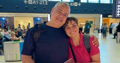 Copertina di “Partiamo per il viaggio più meraviglioso di sempre. Stiamo per diventare genitori di due sorelline”: l’emozionante annuncio di Benedetta Rossi e Marco Gentili