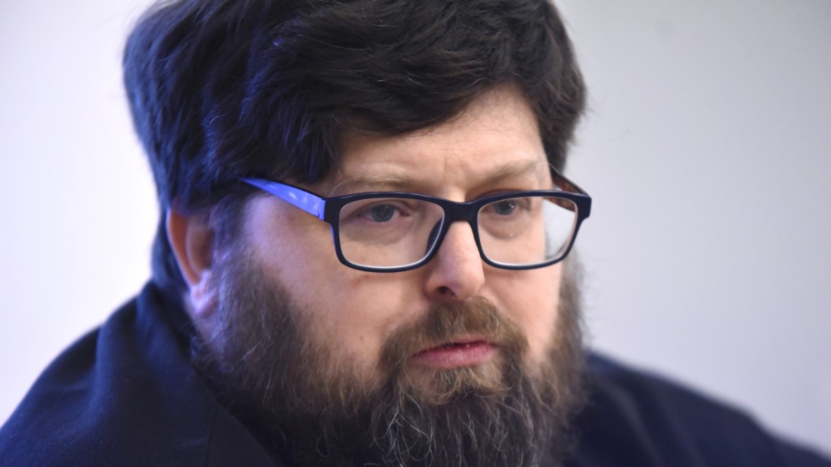 mario adinolfi parlava a radio maria e commentava il vangelo mi fidavo e invece ha portato via i risparmi di una vita da Ilfattoquotidiano.it mario adinolfi parlava a radio maria e commentava il vangelo mi fidavo e invece ha portato via i risparmi di una vita