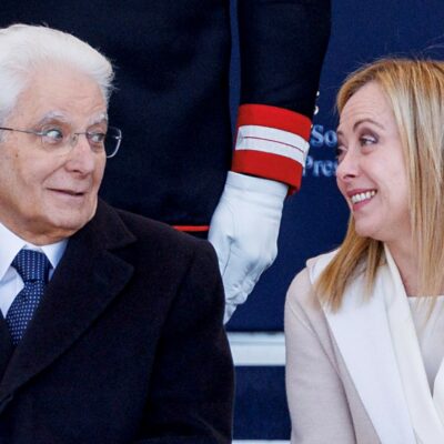 Copertina di Preferenze, Meloni ora minaccia Lega e Forza Italia. L’attenzione del Colle sul listone bloccato