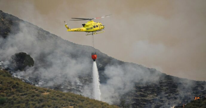 Incendi devastanti, 12 morti in Andalusia