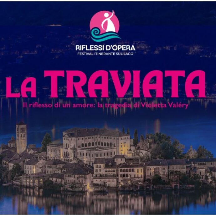 Niente quinte né sipario: con la Traviata brindi anche tu. A Orta l’opera lirica itinerante e immersiva diventa festival