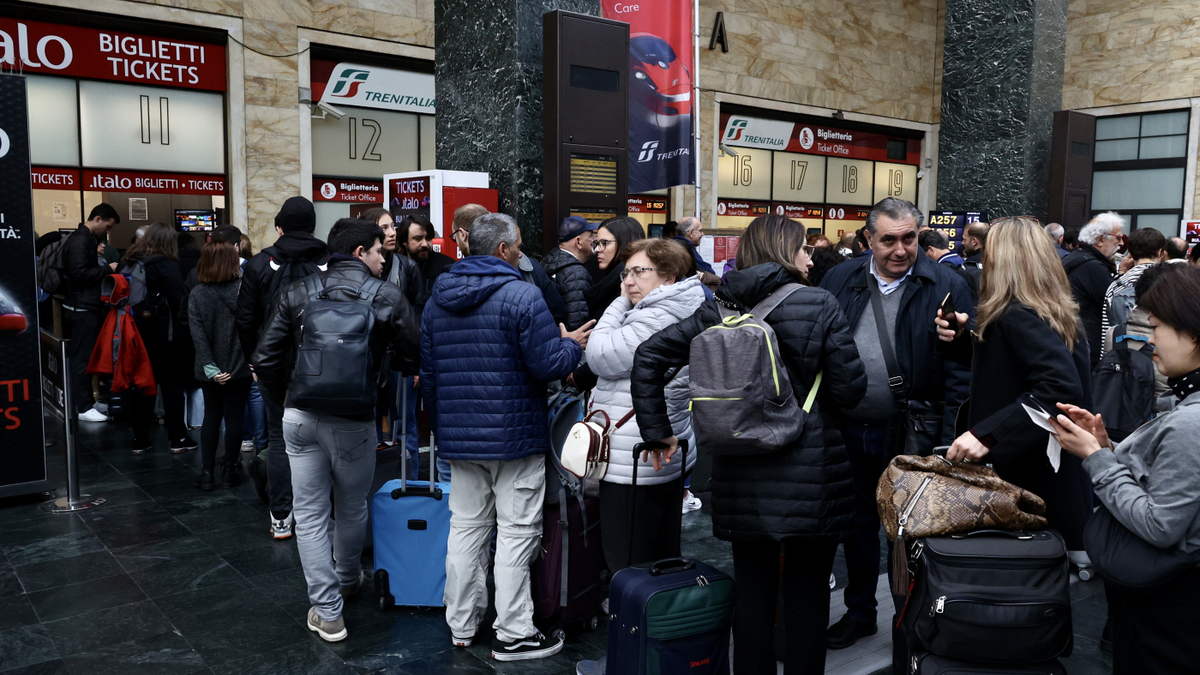 treni riaprono le tratte ferroviarie di firenze ma i lavori per il cavalcaferrovia ponte al pino riprendono dal 26 al 30 luglio da Ilfattoquotidiano.it treni riaprono le tratte ferroviarie di firenze ma i lavori per il cavalcaferrovia ponte al pino riprendono dal 26 al 30 luglio