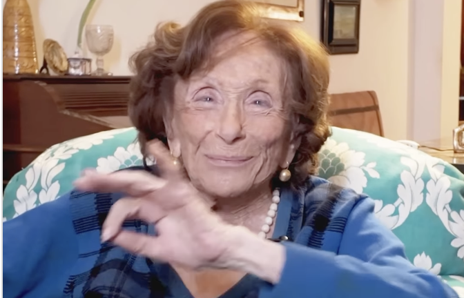 “A 101 anni non so cucinare. La mattina alle 9 colazione con tè e cornetto caldo. A pranzo la pasta con i fagioli o con la salsa. A cena esco sempre”: così Renata Pucci di Benisichi