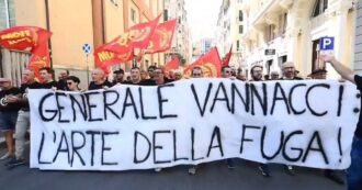 Copertina di “Vannacci, Genova non ti vuole”: il leader di FnV accolto dalle proteste in città. E il suo comizio slitta di un’ora