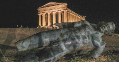 Copertina di Case abusive, stop autobotti. Ad Agrigento in 2mila a secco
