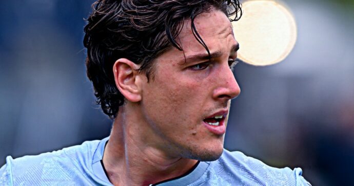 Caos Zaniolo, diserta gli allenamenti e strappa con l’Udinese: dopo l’intesa col club è andato al mare