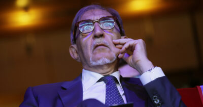 Copertina di Ranucci-Lavitola, la destra esulta per lo stop a Report. E attacca Schlein: “Si scusi per aver gettato ombre sul governo”