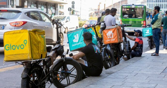 Per i rider nessuna svolta: la Cisl fa l’assist a Glovo&C.