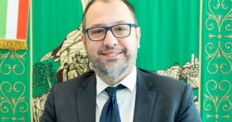 Assessore regionale ma anche consigliere comunale, colleziona poltrone ma alle votazioni si vede quasi mai: il caso di Gianluca Comazzi. “L’assemblea cittadina? Non incide sulle scelte”