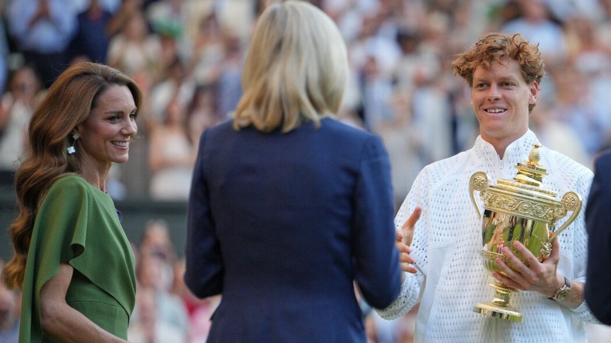 non tutti i giorni ma nei weekend il principe george racconta a sinner la sua passione per il tennis e kate vestita di verde oliva 232 la vera regina di wimbledon da Ilfattoquotidiano.it non tutti i giorni ma nei weekend il principe george racconta a sinner la sua passione per il tennis e kate vestita di verde oliva 232 la vera regina di wimbledon