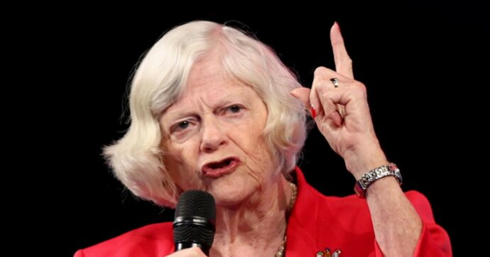 Morte di Lady Brexit: “È un delitto politico”