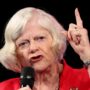 Copertina di Morte di Lady Brexit: “È un delitto politico”