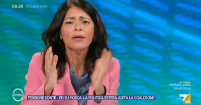 Copertina di Picierno contro Schlein e Conte su La7: “Mi ricordano Rutte e Trump”. E chiama per 7 volte “campo Lavrov” l’alleanza Pd-M5s-Avs