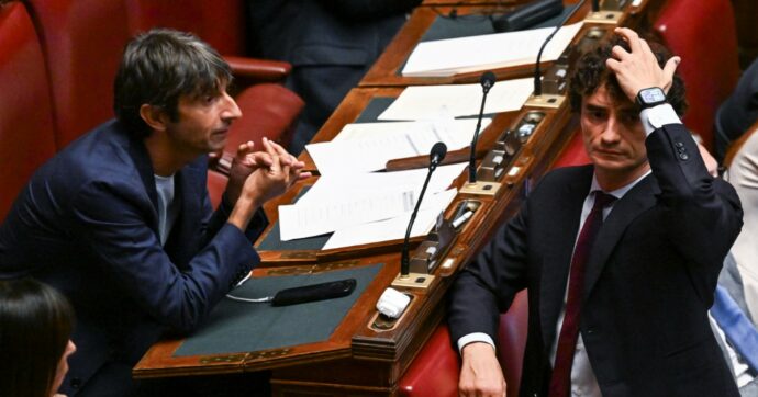 Legge elettorale, il crollo del centrodestra sull’emendamento per le preferenze. La Camera boccia il testo di Fdi. Meloni ko con il voto segreto