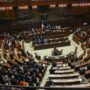 Copertina di Legge elettorale, Lega e Forza Italia ci ripensano: ok alle preferenze. Ma ecco perché: con l’emendamento di Fdi quasi tutti i loro eletti saranno nominati
