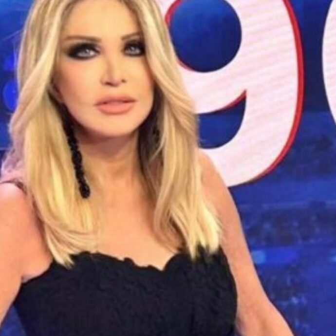 “Diletta Leotta? Non possiamo stare zitte di fronte a un esempio femminile che punta esclusivamente sull’attrazione fisica”: Paola Ferrari ‘pizzica’ la conduttrice Dazn