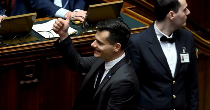 Vannacciani double face: prima annunciano il sì poi esultano sul risultato