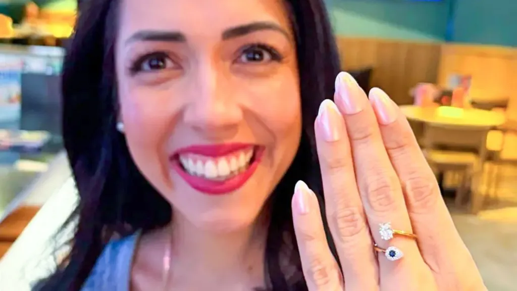 “È molto facile banalizzare questo gesto, ma si tratta della prima grande decisione di spesa presa da sole dopo molto tempo”: cos’è e come funziona il nuovo trend dell’anello di divorzio