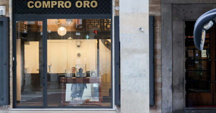 Il caso del Compro oro: un’altra indagine per il commissario Macchi