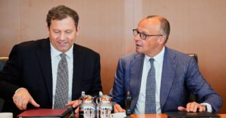 Copertina di La Germania vara una stretta anti evasione fiscale: più AI e analisi dei dati, obbligo di registratore di cassa e carcere fino a 15 anni