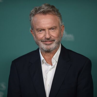 Copertina di “Sam Neill è morto per una polmonite, poco tempo prima era guarito dal tumore. La famiglia smentisce le falsità”: lo rivela l’agente 