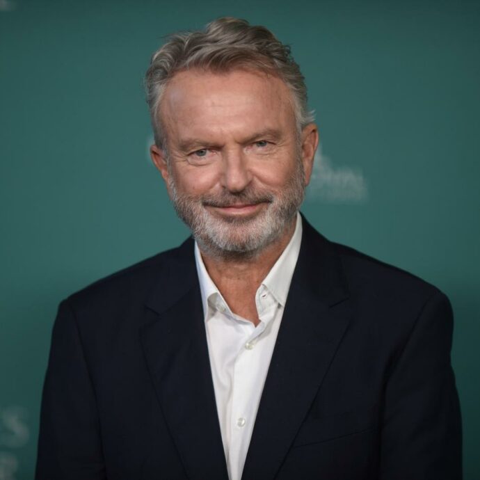 “Sam Neill è morto per una polmonite, poco tempo prima era guarito dal tumore. La famiglia smentisce così inesattezze e falsità”: lo rivela l’agente dell’attore
