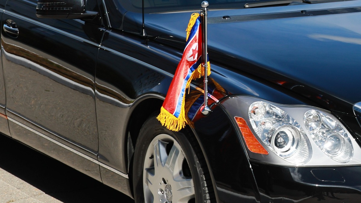 corea del nord qualcosa si muove nel mercato auto ora i cittadini fortunati possono comprarne una da Ilfattoquotidiano.it corea del nord qualcosa si muove nel mercato auto ora i cittadini fortunati possono comprarne una