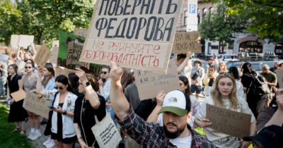 Copertina di Con Fedorov, ma per “finire la guerra”: in strada centinaia di giovani “stanchi della leva”