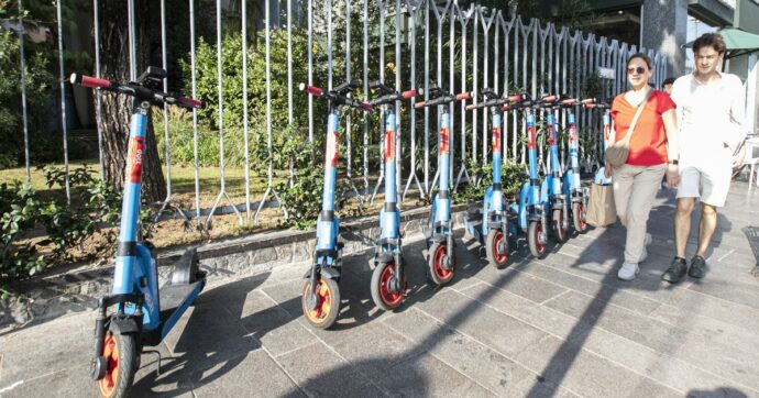 Scatta l’obbligo di assicurazione per i monopattini. Assoutenti: “Scomparsi dai comparatori online i preventivi, rischio impennata dei premi”