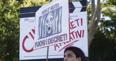 Copertina di Nuova legge sul cinema: testo unificato in arrivo, ma il ministro Giuli accumula ritardi