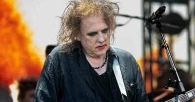 Copertina di Robert Smith dei Cure boccia l’halftime show dei Mondiali e punta il dito contro FIFA, Infantino e l’arrivo di Trump alla finale