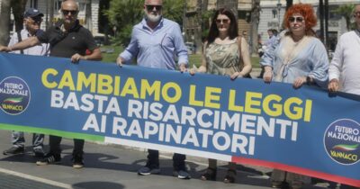 Copertina di Caso Roggero e propaganda di destra: i leader lucrano, tanto in galera ci vanno i loro elettori