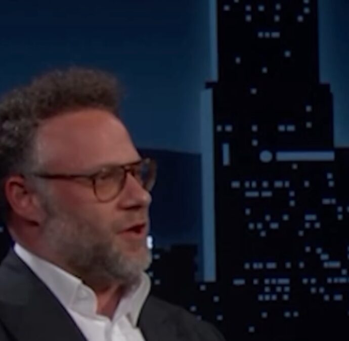 “Durante una scena ad alta tensione erotica con Penélope Cruz continuavo a dire ‘grazie’. La regista mi chiedeva perché continuassi a ripetere quella parola, ma non mi veniva altro”: il racconto di Seth Rogen