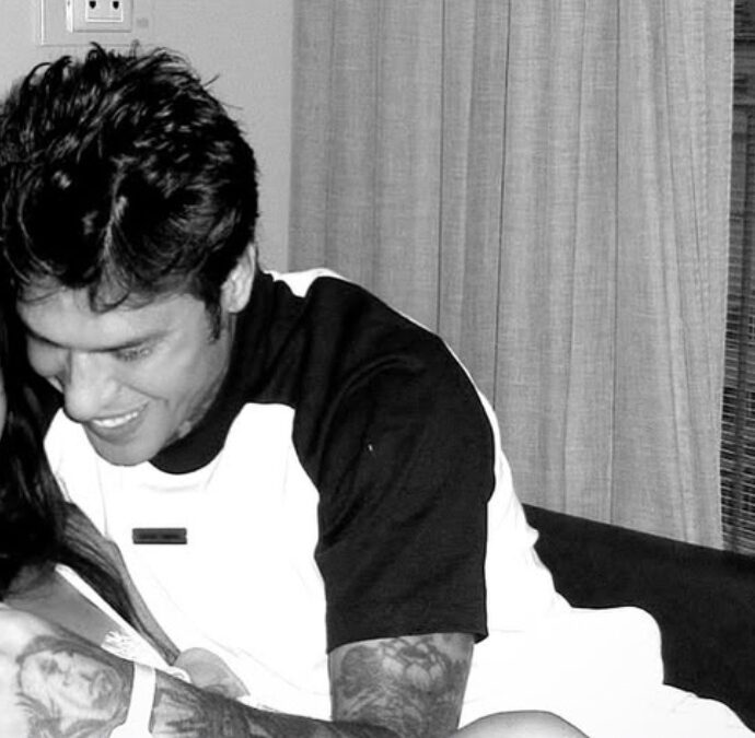 Fedez commenta sui social la nascita del figlio Edoardo Lupo: “Una gioia così grande”