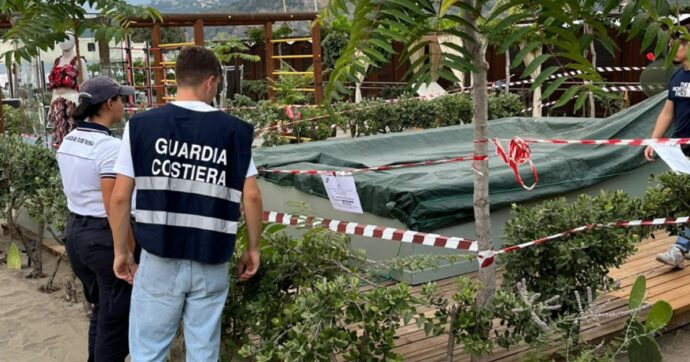 Bimba morta in piscina a Sestri Levante, indagati i titolari. Disposta l’autopsia dalla procura