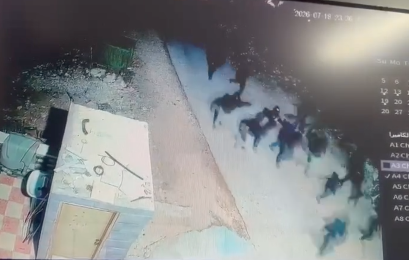 coloni israeliani fanno irruzione nel villaggio a masafer yatta e danno fuoco alla moschea e ad alcune abitazioni da Ilfattoquotidiano.it coloni israeliani fanno irruzione nel villaggio a masafer yatta e danno fuoco alla moschea e ad alcune abitazioni