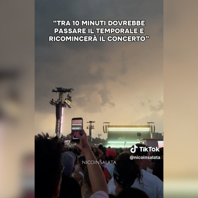 “Rimanete in posizione, non evacuate”: l’annuncio al concerto di Bad Bunny poco prima della violenta grandinata che ha interrotto l’evento