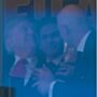 Copertina di Trump ancora coccolato da Infantino: al tycoon portano la Coppa del Mondo in tribuna, il presidente Fifa ammira compiaciuto