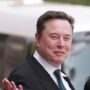 Copertina di Caso Roggero, anche Musk entra nello scontro e nella propaganda: “Pazzesco, il giudice dovrebbe essere condannato”