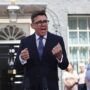 Copertina di Andy Burnham nuovo premier Uk: promette speranza e cambiamento. Ma il Labour non ha fatto i conti con i propri errori