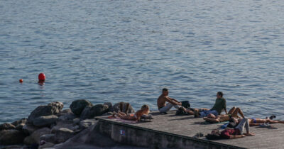 Copertina di Si tuffa nel lago di Garda per salvare un bambino in difficoltà e non riemerge. Proseguono le ricerche di Alexandru Olaisiu Sorin